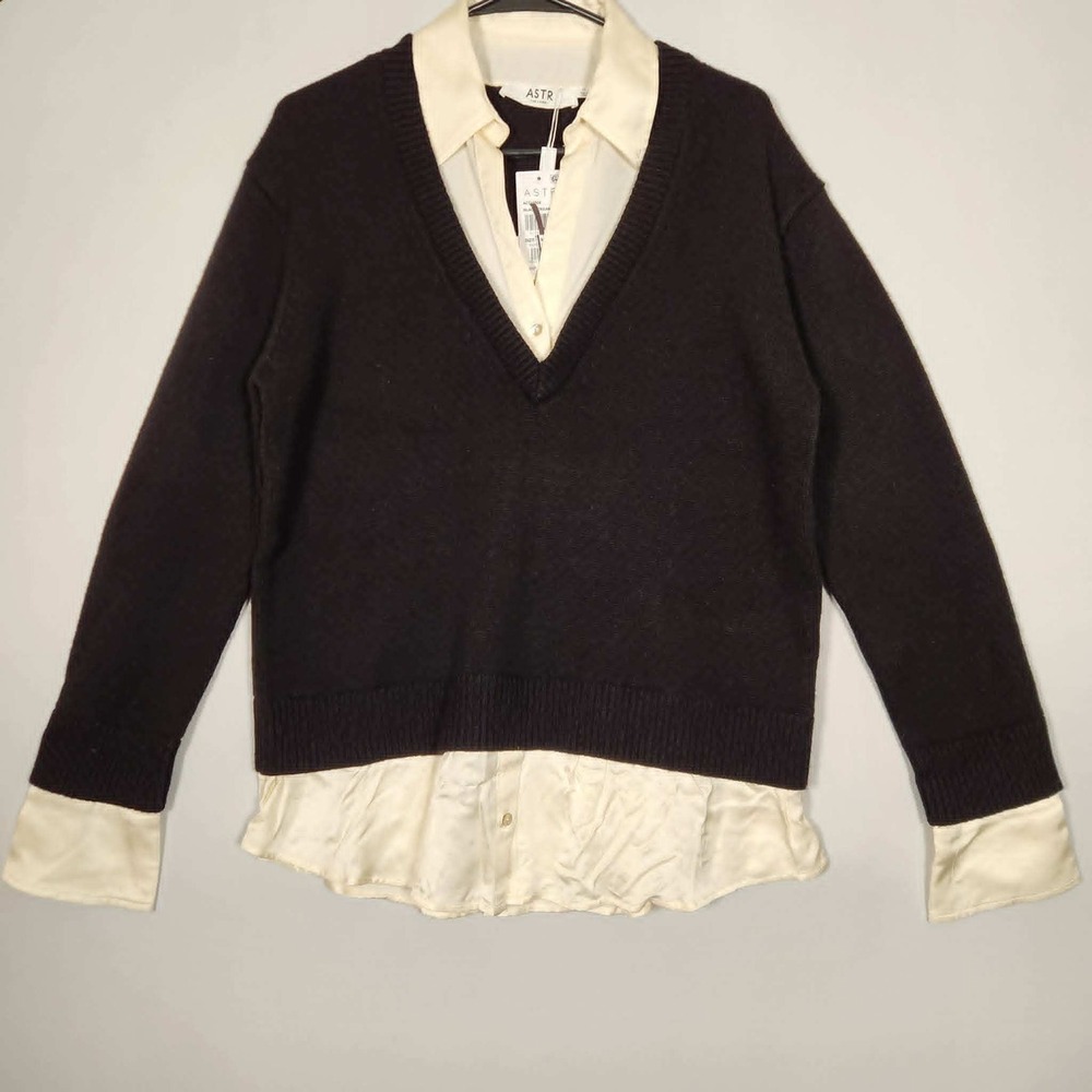 New ASTR The Label Jianna Layered Sweater Size Medium $118 Sold Out Style